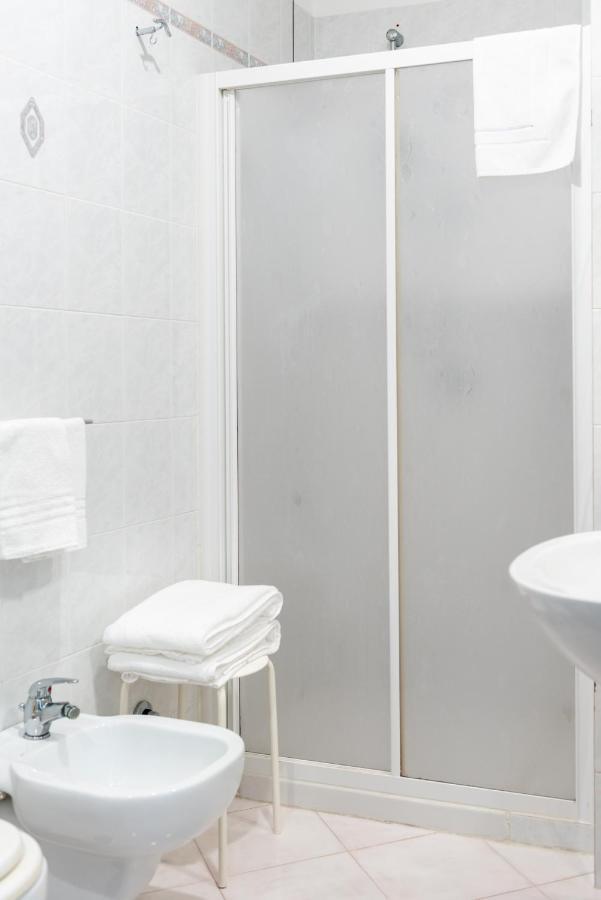 Hotel Villa Maria Crispiano Екстериор снимка