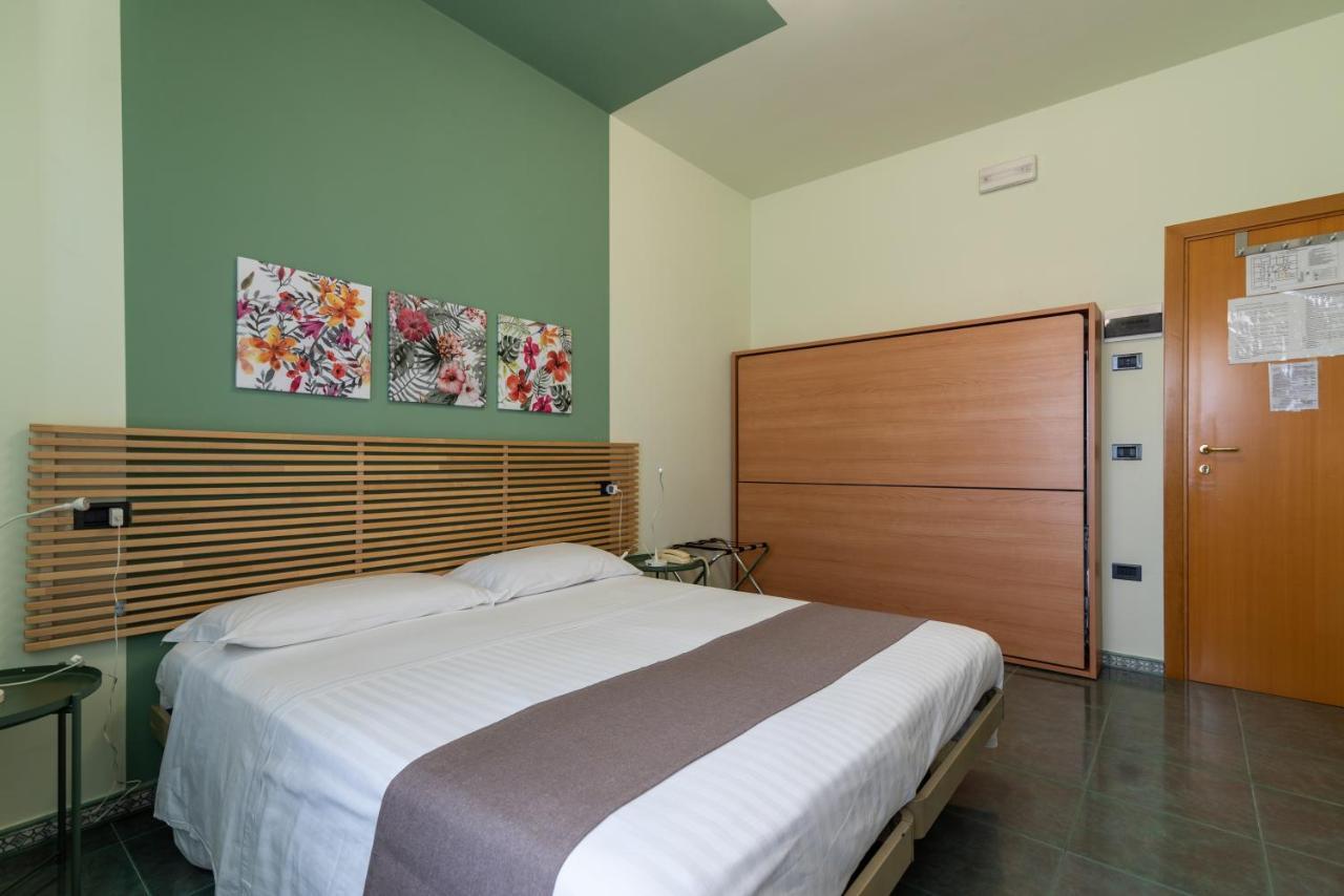 Hotel Villa Maria Crispiano Екстериор снимка